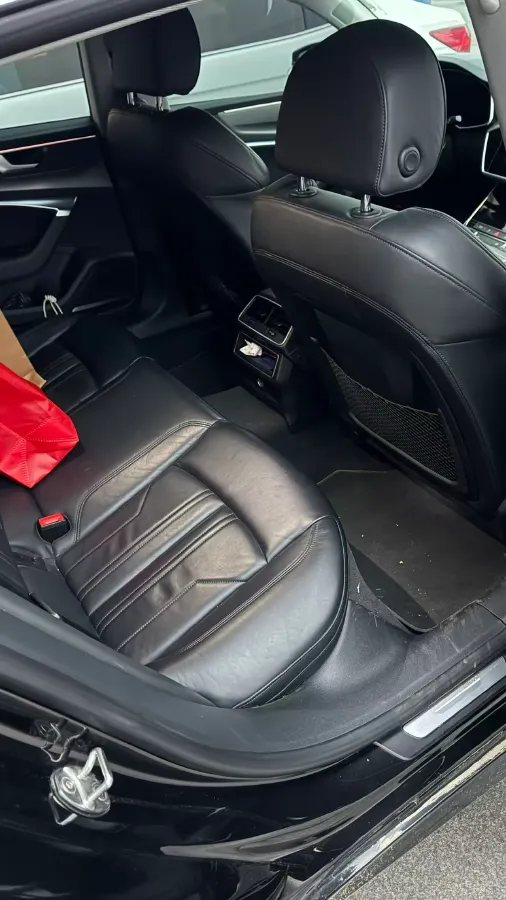 2021 Audi A7 2.0T 245HP L4 7DCT,autocango,china used car exporter,china ev exporter,chinese used car exporter,chinese used ev exporter