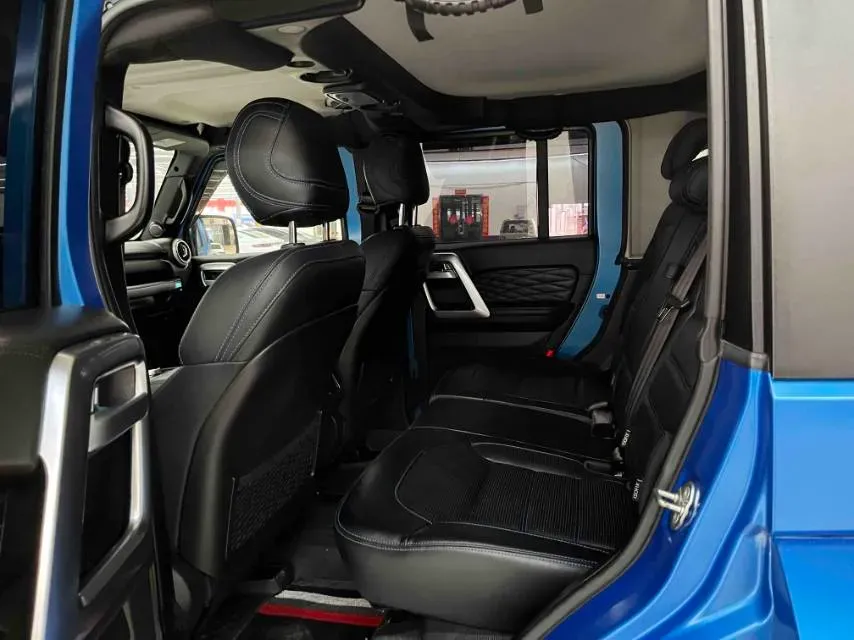 2021 Beijing BJ40 2.0T 163HP L4 8AT,autocango,china used car exporter,china ev exporter,chinese used car exporter,chinese used ev exporter