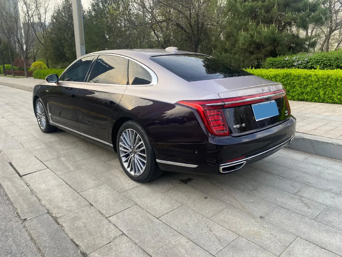 2020 HongQi H9 3.0T 283HP V6 7DCT,autocango,china used car exporter,china ev exporter,chinese used car exporter,chinese used ev exporter