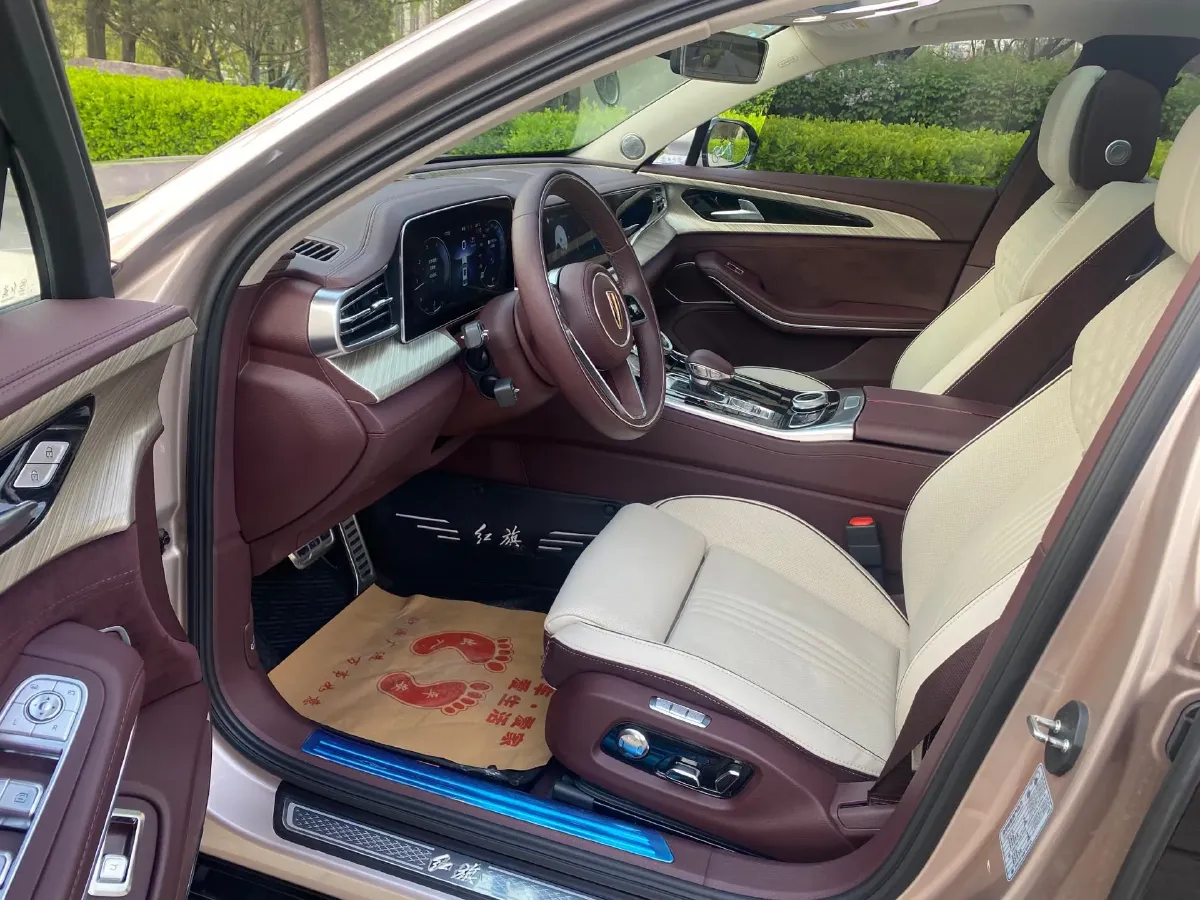 2020 HongQi H9 3.0T 283HP V6 7DCT,autocango,china used car exporter,china ev exporter,chinese used car exporter,chinese used ev exporter