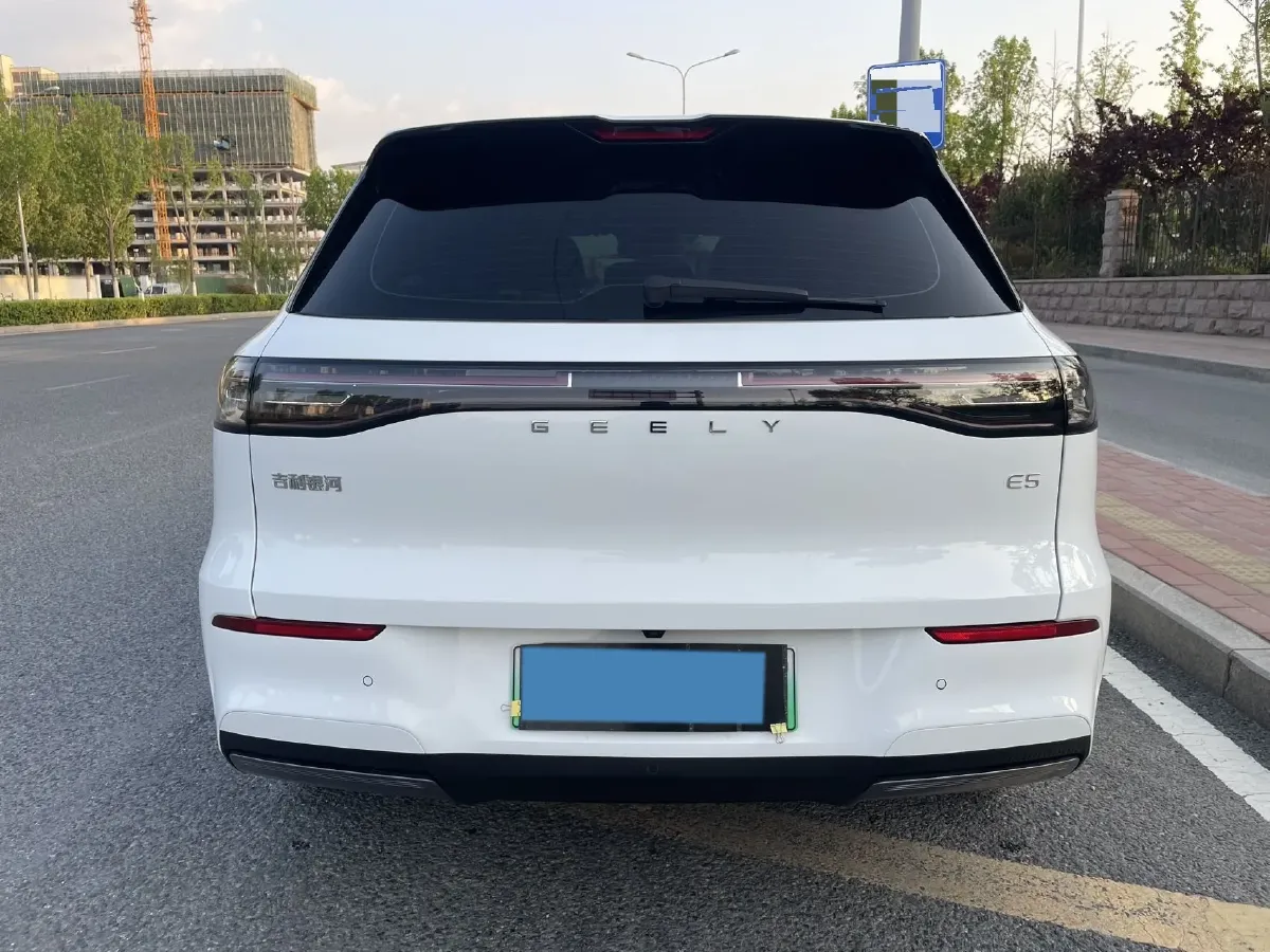 2024 YuanChen Super Van BEV 51KWH,autocango,china used car exporter,china ev exporter,chinese used car exporter,chinese used ev exporter