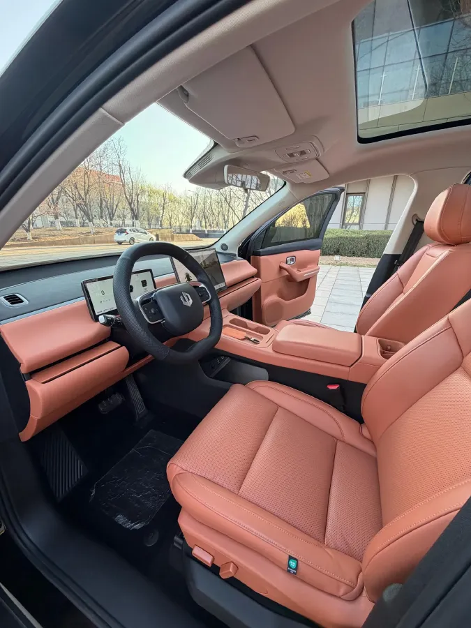 2024 Leapmotor C10 1.5L 95HP L4 REEV 28.4KWH,autocango,china used car exporter,china ev exporter,chinese used car exporter,chinese used ev exporter