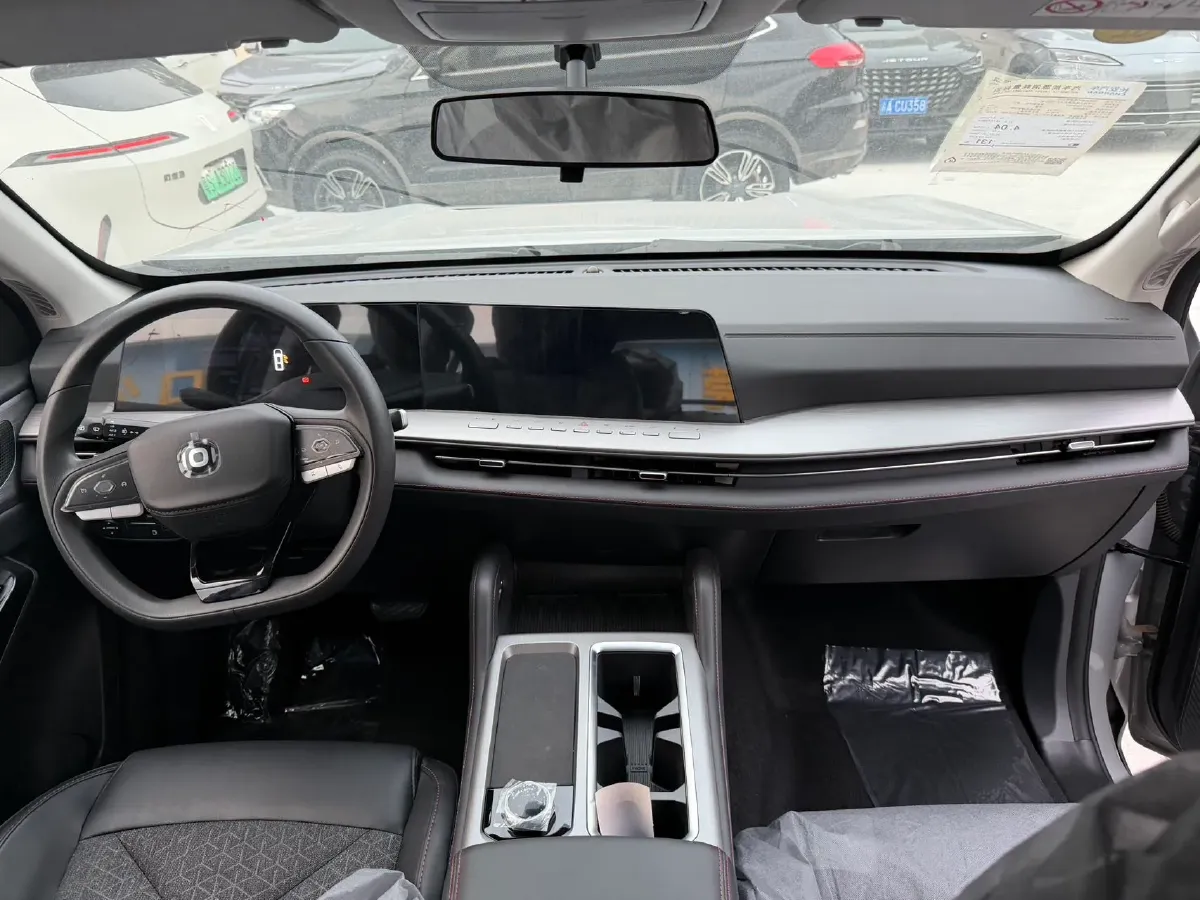 2024 ChangAn Kaicene RuiXing EM60 BEV 41.86KWH,autocango,china used car exporter,china ev exporter,chinese used car exporter,chinese used ev exporter