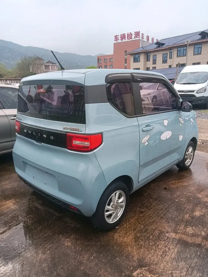2021 WuLing HongGuang MINI EV BEV 9.3KWH,autocango,china used car exporter,china ev exporter,chinese used car exporter,chinese used ev exporter