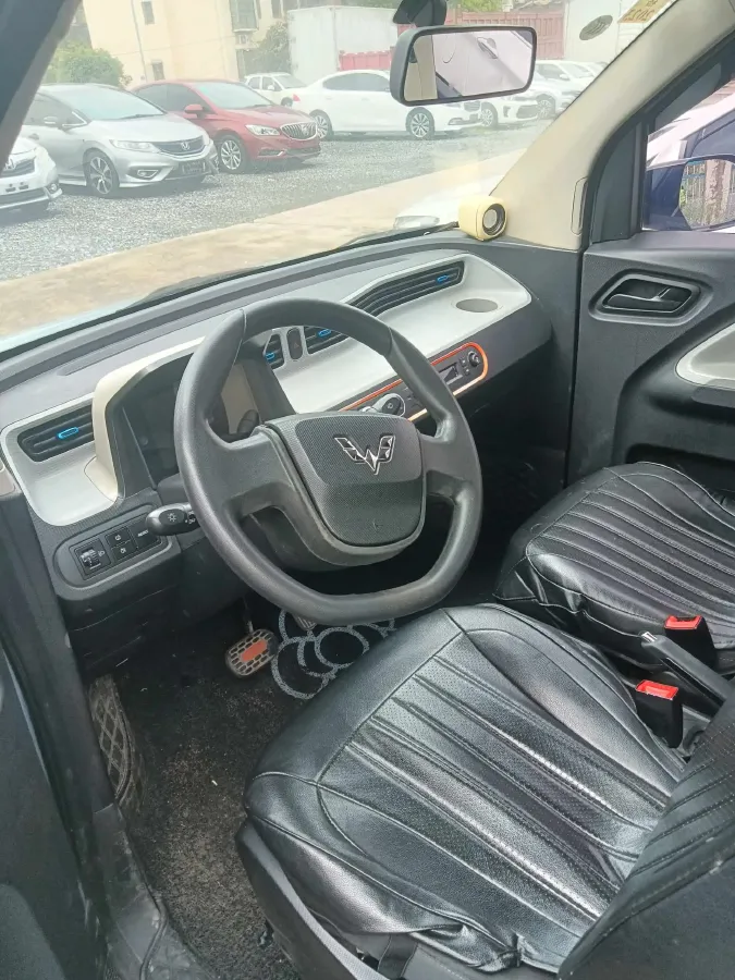 2021 WuLing HongGuang MINI EV BEV 9.3KWH,autocango,china used car exporter,china ev exporter,chinese used car exporter,chinese used ev exporter