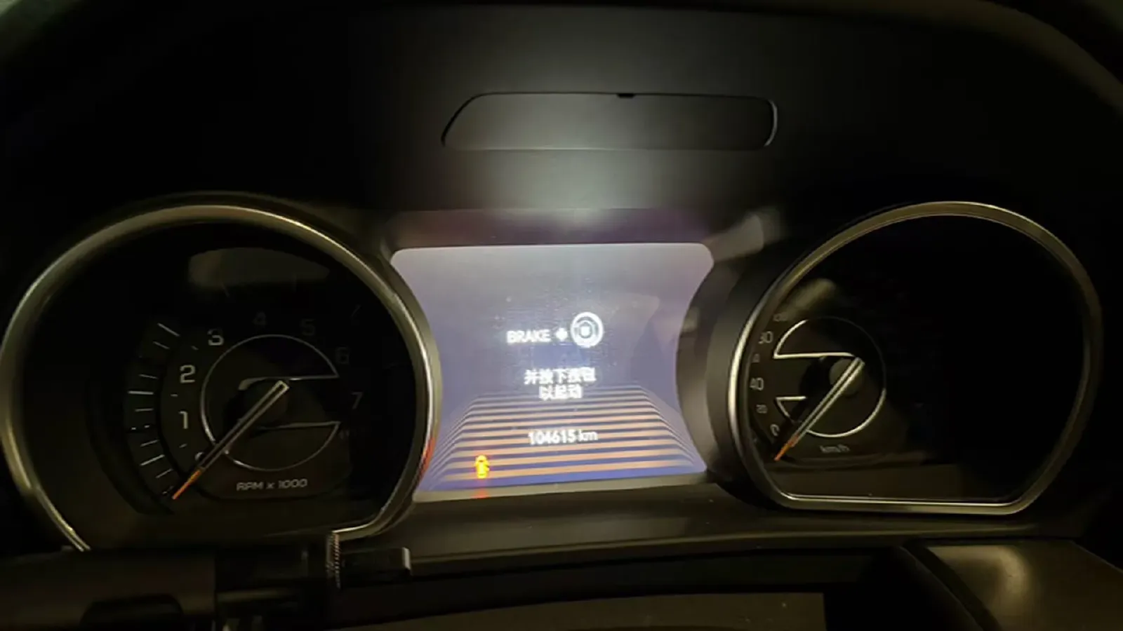 2018 Jeep Grand Commander 2.0T 234HP L4 9AT,autocango,china used car exporter,china ev exporter,chinese used car exporter,chinese used ev exporter