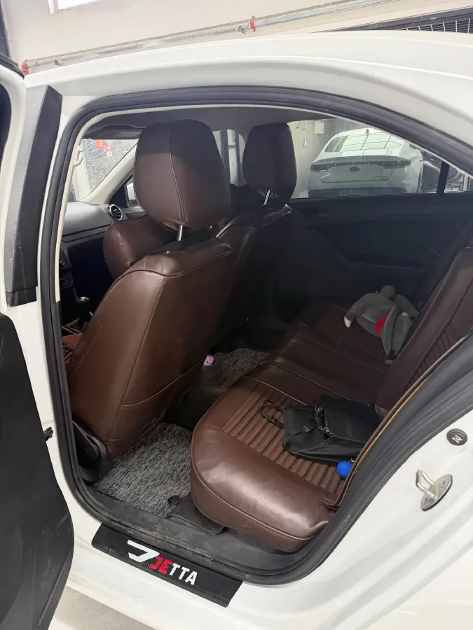 2021 Jetta VA3 1.5L 112HP L4 5MT,autocango,china used car exporter,china ev exporter,chinese used car exporter,chinese used ev exporter