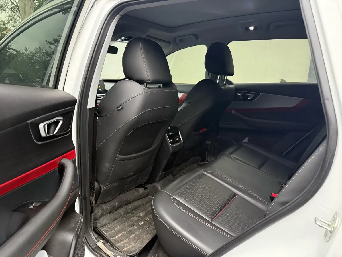 2022 Chery Tiggo 7 1.5T 156HP L4 CVT,autocango,china used car exporter,china ev exporter,chinese used car exporter,chinese used ev exporter