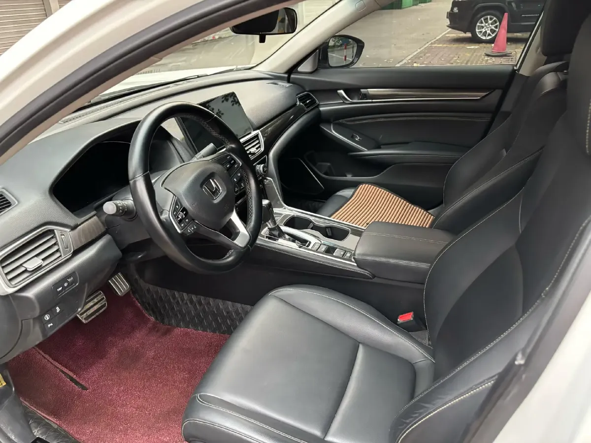 2022 Honda Accord 1.5T 194HP L4 CVT,autocango,china used car exporter,china ev exporter,chinese used car exporter,chinese used ev exporter