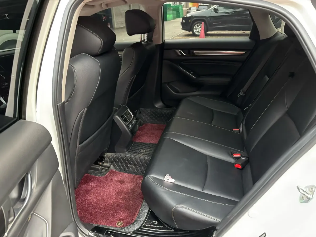 2022 Honda Accord 1.5T 194HP L4 CVT,autocango,china used car exporter,china ev exporter,chinese used car exporter,chinese used ev exporter