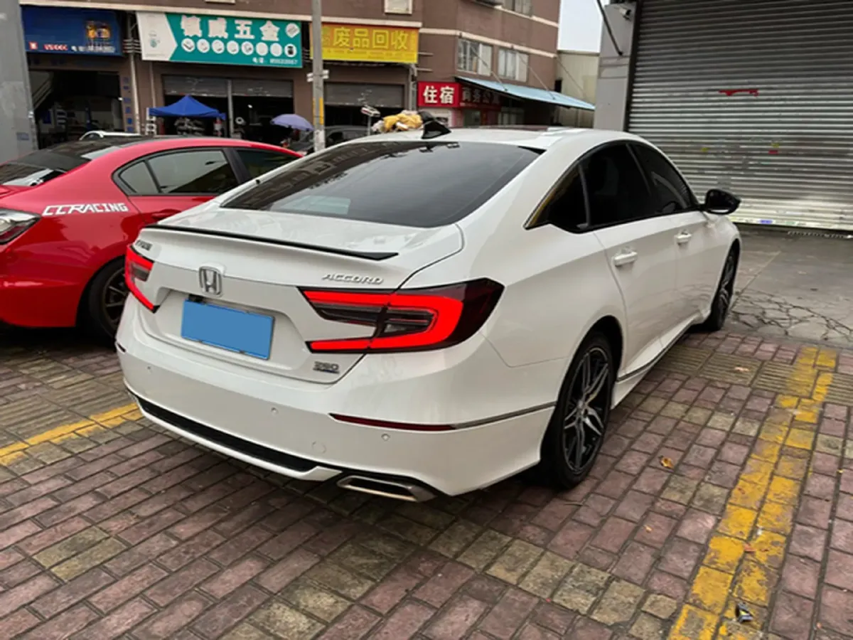 2022 Honda Accord 1.5T 194HP L4 CVT,autocango,china used car exporter,china ev exporter,chinese used car exporter,chinese used ev exporter