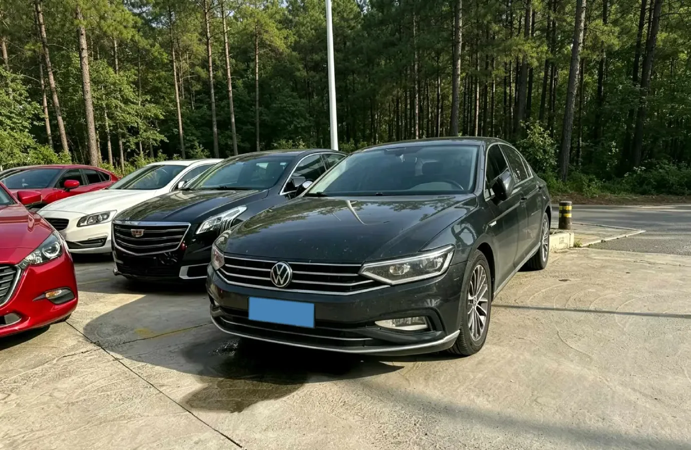 2020 Volkswagen Magotan 2.0T 186HP L4 7DCT,autocango,china used car exporter,china ev exporter,chinese used car exporter,chinese used ev exporter