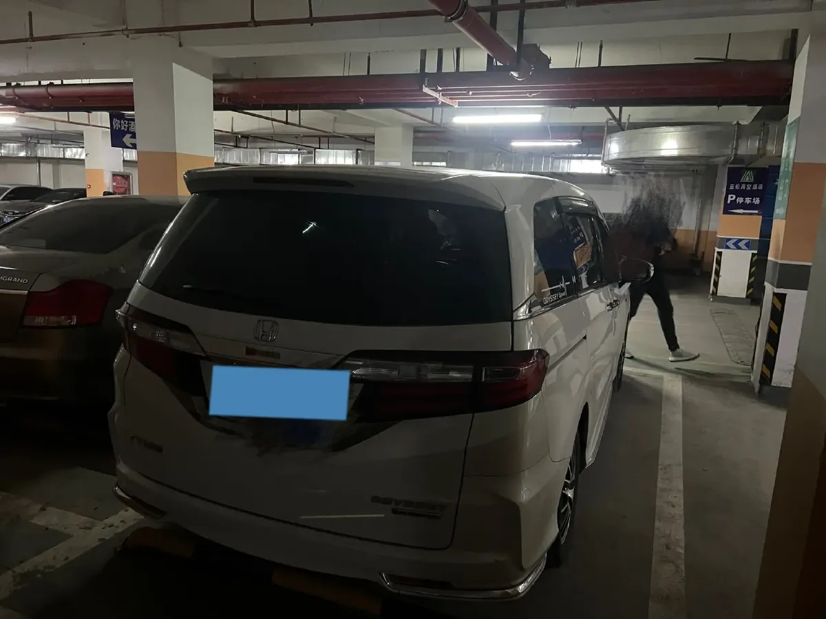 2019 Honda Odyssey 2.0L 146HP L4 E-CVT Hybrid,autocango,china used car exporter,china ev exporter,chinese used car exporter,chinese used ev exporter