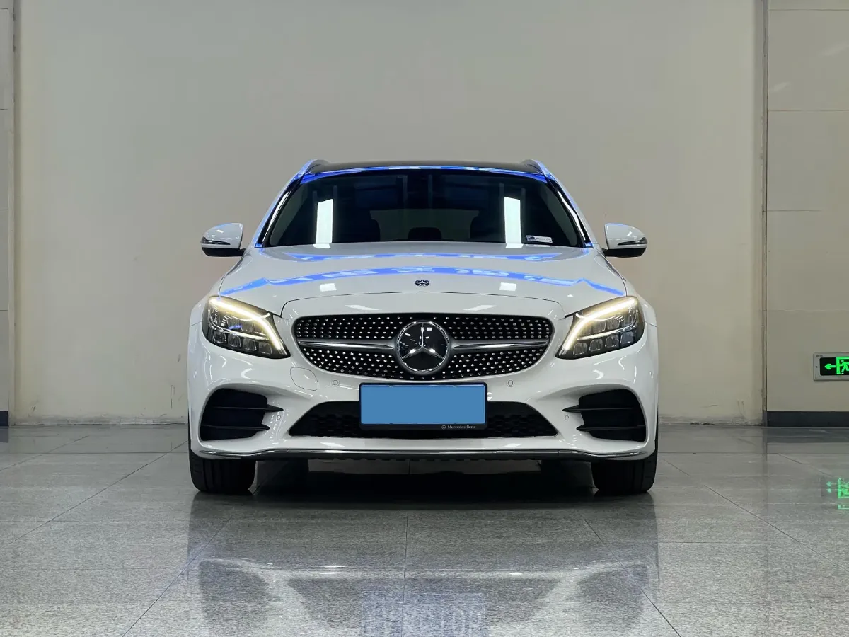 2020 Mercedes-Benz C Class 1.5T 184HP L4 9AT,autocango,china used car exporter,china ev exporter,chinese used car exporter,chinese used ev exporter