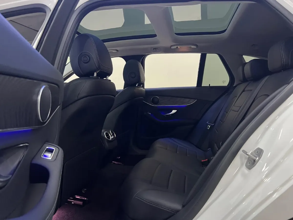 2020 Mercedes-Benz C Class 1.5T 184HP L4 9AT,autocango,china used car exporter,china ev exporter,chinese used car exporter,chinese used ev exporter