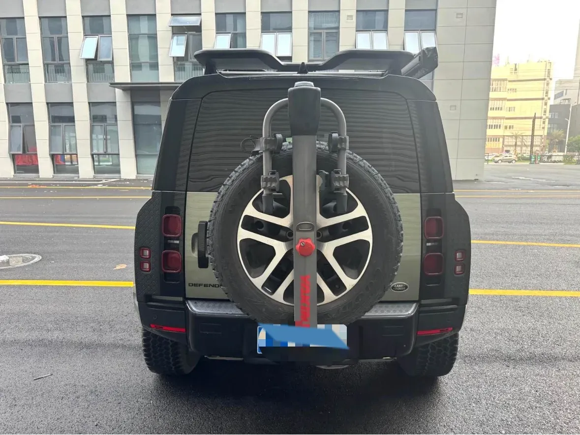 2023 Land Rover Defender 3.0T 400HP L6 8AT,autocango,china used car exporter,china ev exporter,chinese used car exporter,chinese used ev exporter