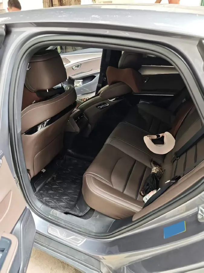 2020 WEY VV7 2.0T 227HP L4 7DCT PHEV,autocango,china used car exporter,china ev exporter,chinese used car exporter,chinese used ev exporter