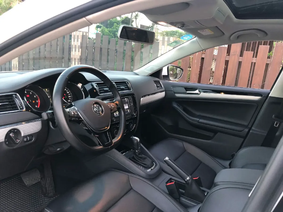 2018 Volkswagen Sagitar 1.2T 110HP L4 7DCT,autocango,china used car exporter,china ev exporter,chinese used car exporter,chinese used ev exporter