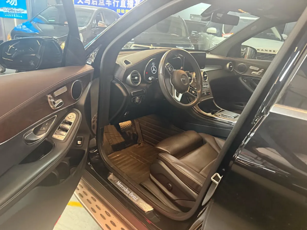 2020 Mercedes-Benz GLC Class 2.0T 197HP L4 9AT,autocango,china used car exporter,china ev exporter,chinese used car exporter,chinese used ev exporter