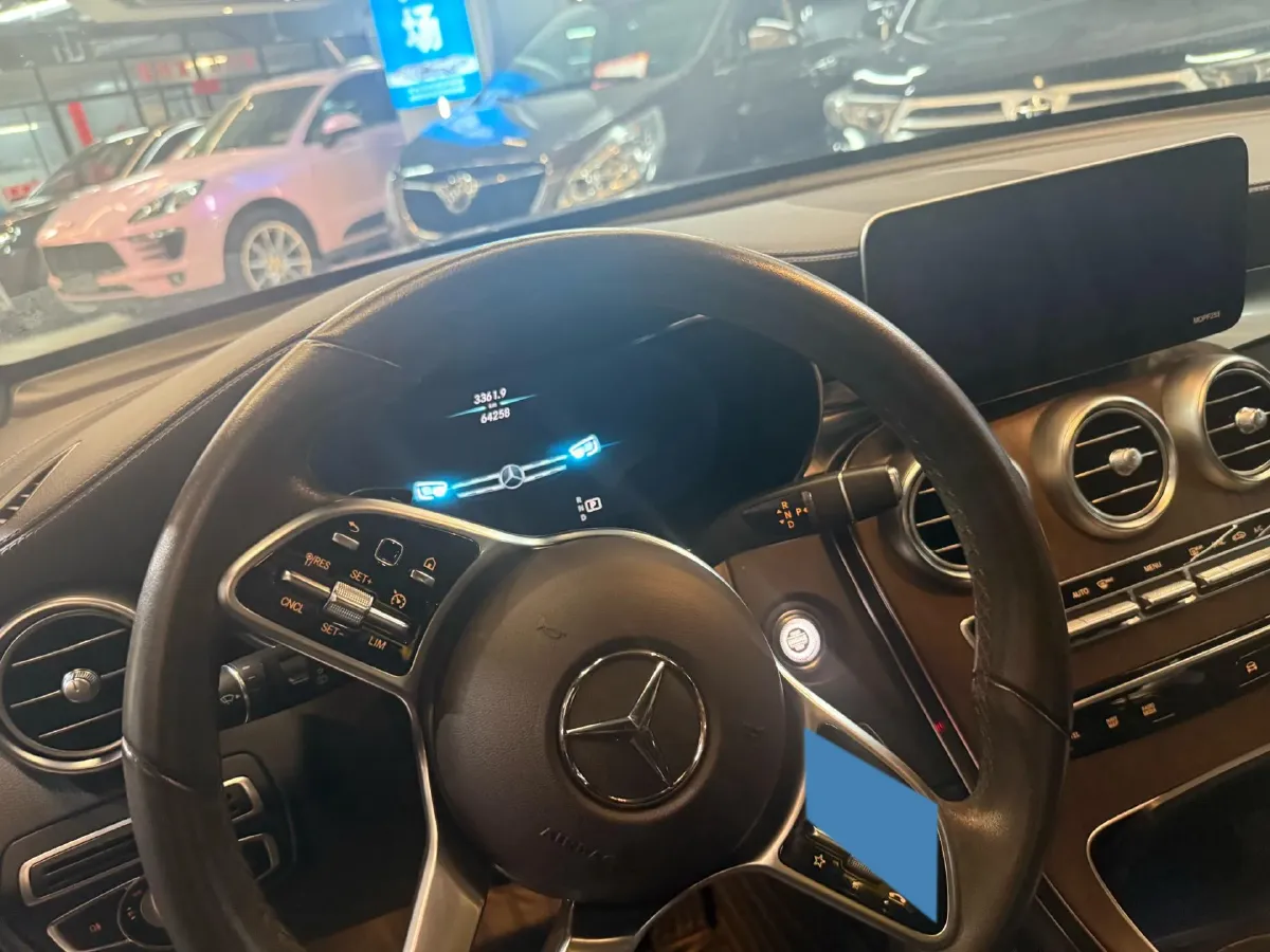2020 Mercedes-Benz GLC Class 2.0T 197HP L4 9AT,autocango,china used car exporter,china ev exporter,chinese used car exporter,chinese used ev exporter