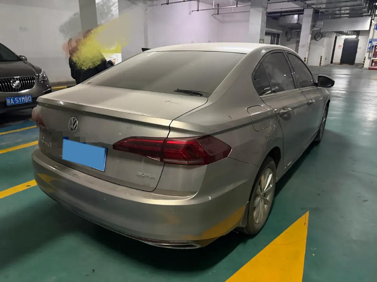 2019 Bestune T77 1.2T 143HP L4 7DCT,autocango,china used car exporter,china ev exporter,chinese used car exporter,chinese used ev exporter