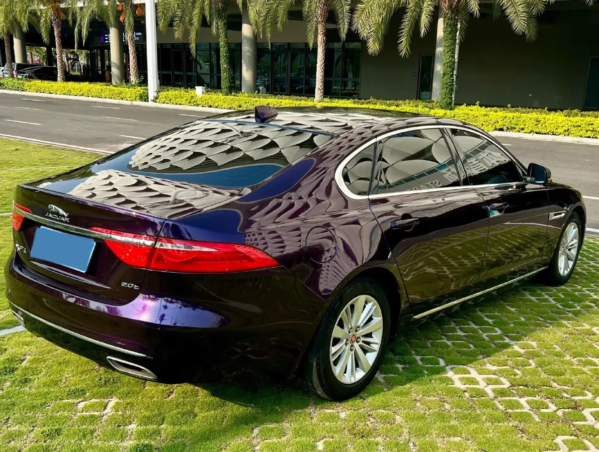 2019 HongQi HS7 3.0T 337HP V6 8AT,autocango,china used car exporter,china ev exporter,chinese used car exporter,chinese used ev exporter