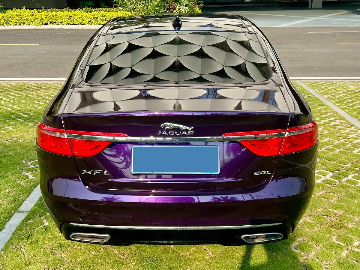 2019 HongQi HS7 3.0T 337HP V6 8AT,autocango,china used car exporter,china ev exporter,chinese used car exporter,chinese used ev exporter