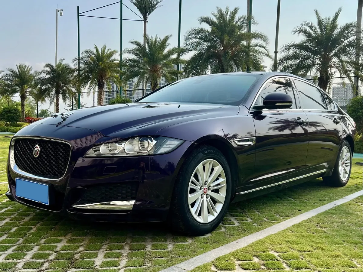 2019 HongQi HS7 3.0T 337HP V6 8AT,autocango,china used car exporter,china ev exporter,chinese used car exporter,chinese used ev exporter