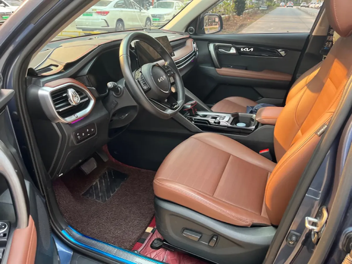 2021 Kia Sportage R 2.0L 161HP L4 6AT,autocango,china used car exporter,china ev exporter,chinese used car exporter,chinese used ev exporter