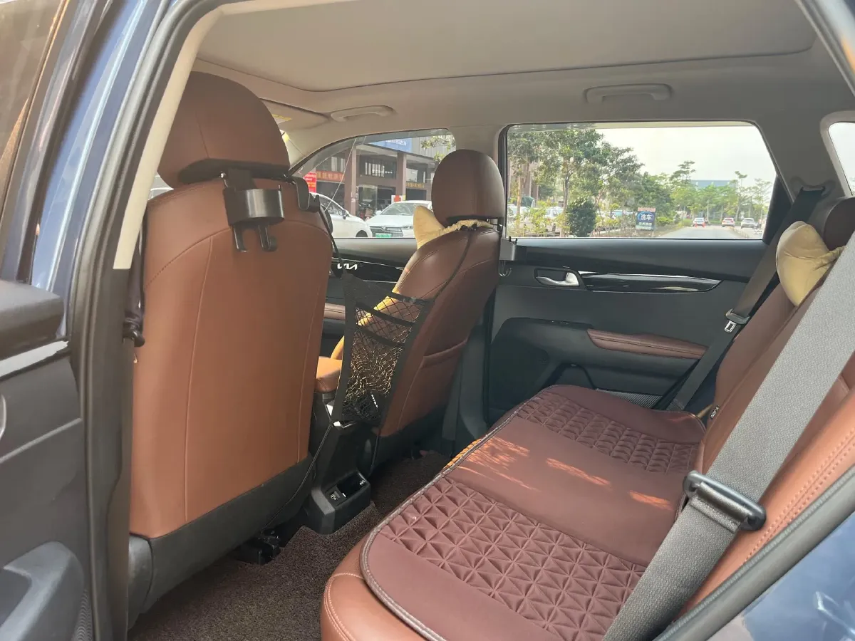 2021 Kia Sportage R 2.0L 161HP L4 6AT,autocango,china used car exporter,china ev exporter,chinese used car exporter,chinese used ev exporter