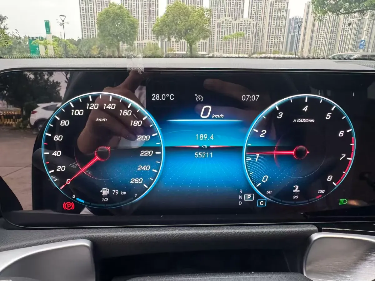 2022 Mercedes-Benz GLB Class 1.3T 163HP L4 7DCT,autocango,china used car exporter,china ev exporter,chinese used car exporter,chinese used ev exporter