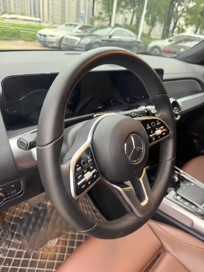 2022 Mercedes-Benz GLB Class 1.3T 163HP L4 7DCT,autocango,china used car exporter,china ev exporter,chinese used car exporter,chinese used ev exporter