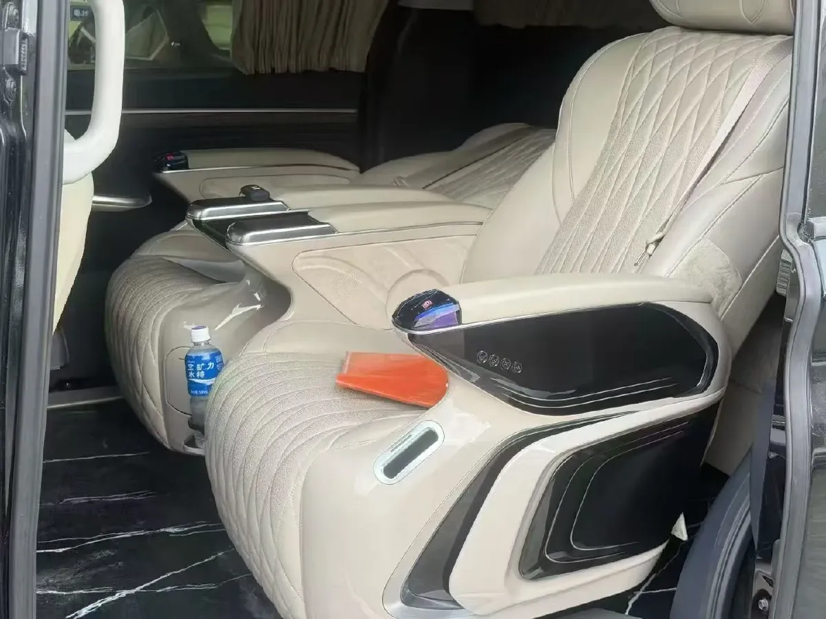 2021 GAC Trumpchi M8 2.0T 252HP L4 8AT,autocango,china used car exporter,china ev exporter,chinese used car exporter,chinese used ev exporter