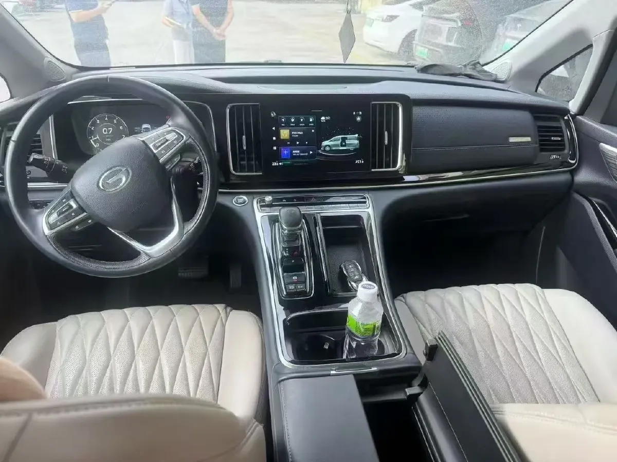 2021 GAC Trumpchi M8 2.0T 252HP L4 8AT,autocango,china used car exporter,china ev exporter,chinese used car exporter,chinese used ev exporter