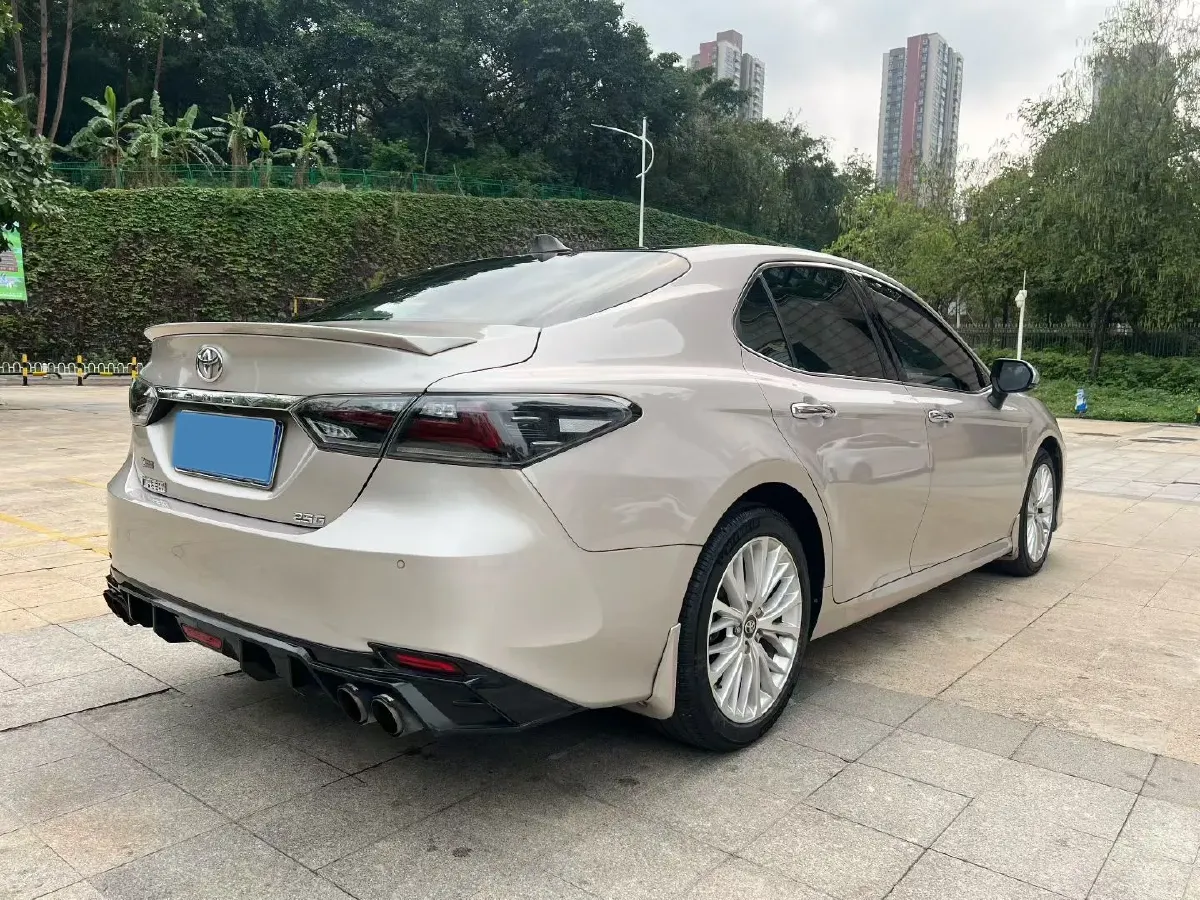 2021 Toyota Camry 2.5L 209HP L4 8AT,autocango,china used car exporter,china ev exporter,chinese used car exporter,chinese used ev exporter