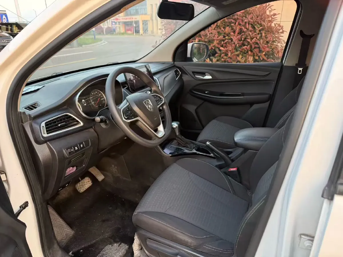 2021 BaoJun 730 1.5T 147HP L4 CVT,autocango,china used car exporter,china ev exporter,chinese used car exporter,chinese used ev exporter
