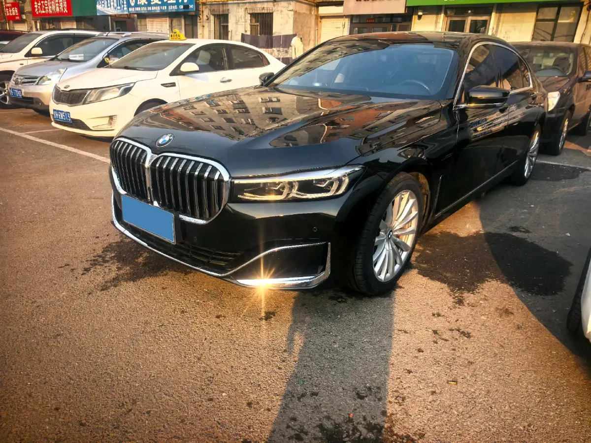 2019 BMW 7 Series 2.0T 265HP L4 8AT,autocango,china used car exporter,china ev exporter,chinese used car exporter,chinese used ev exporter