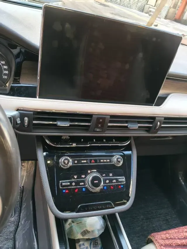 2020 Lincoln Corsair 2.0T 245HP L4 8AT,autocango,china used car exporter,china ev exporter,chinese used car exporter,chinese used ev exporter