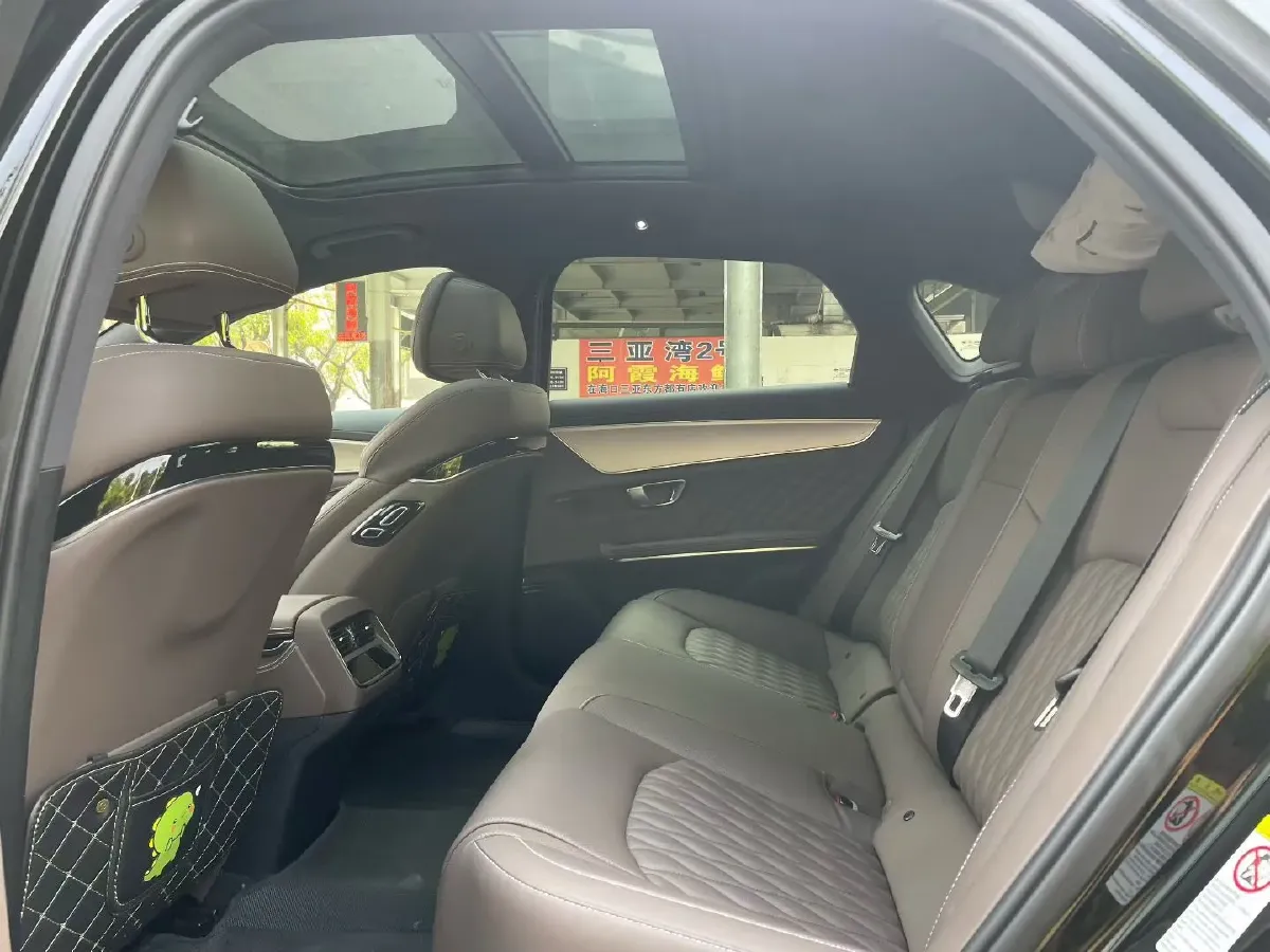 2024 BYD Han BEV 72KWH,autocango,china used car exporter,china ev exporter,chinese used car exporter,chinese used ev exporter