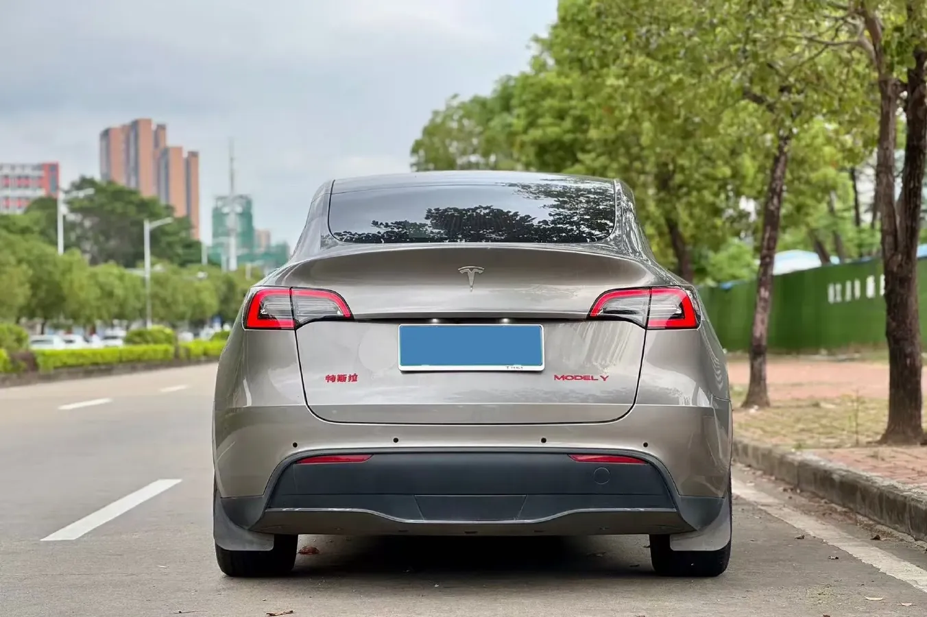 2022 Tesla Model Y BEV 60KWH,autocango,china used car exporter,china ev exporter,chinese used car exporter,chinese used ev exporter