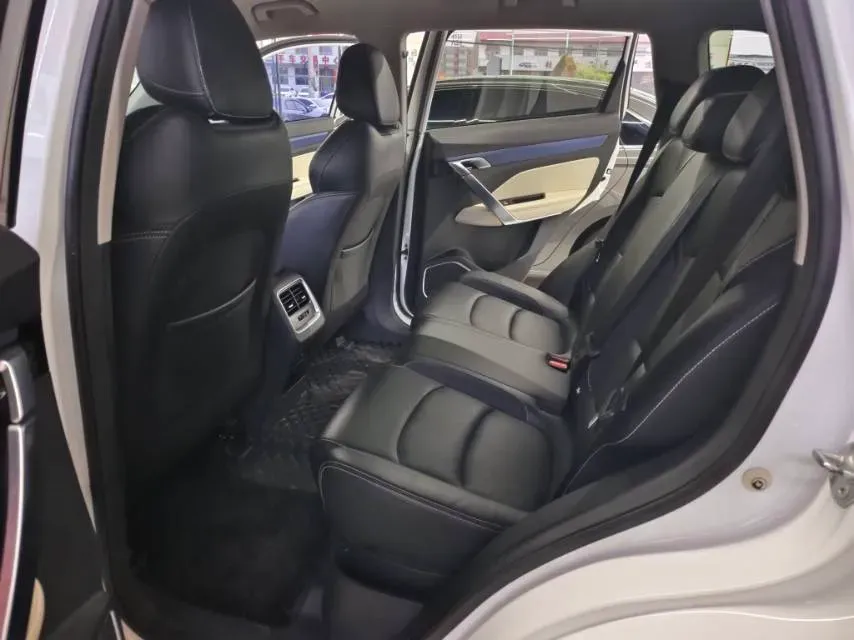 2022 Geely Azkarra 1.8T 184HP L4 7DCT,autocango,china used car exporter,china ev exporter,chinese used car exporter,chinese used ev exporter