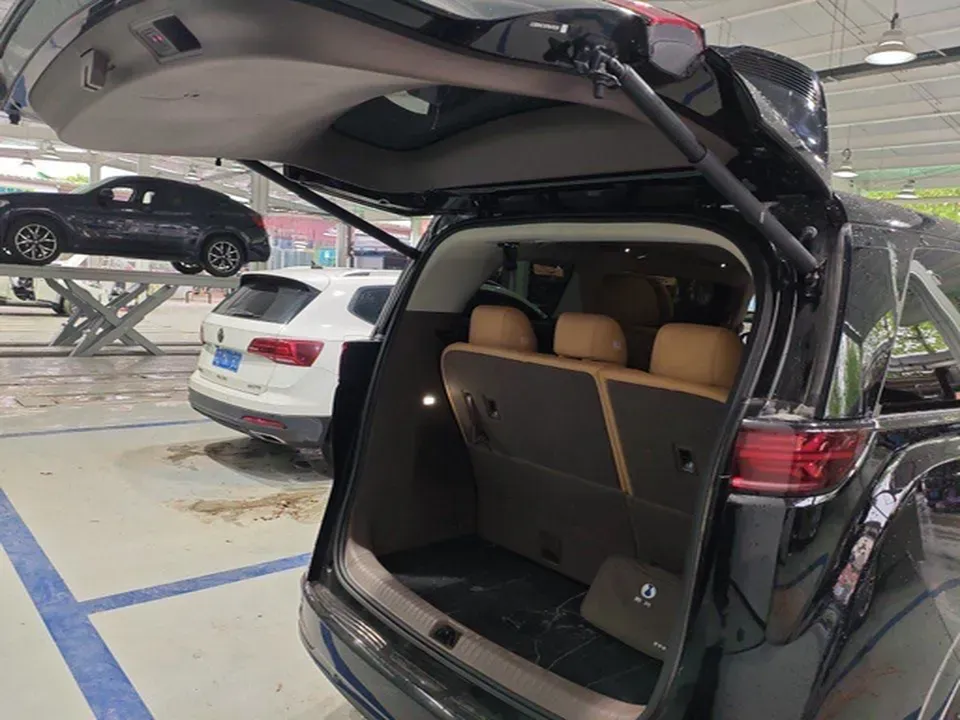 2022 HongQi HS7 3.0T 337HP V6 8AT,autocango,china used car exporter,china ev exporter,chinese used car exporter,chinese used ev exporter