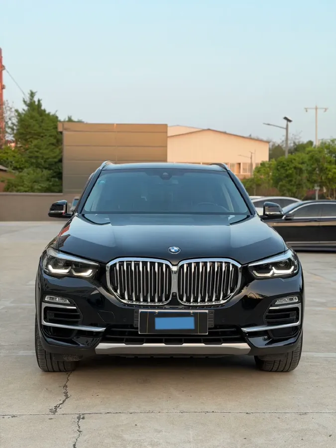 2019 BMW X5 3.0T 340HP L6 8AT,autocango,china used car exporter,china ev exporter,chinese used car exporter,chinese used ev exporter