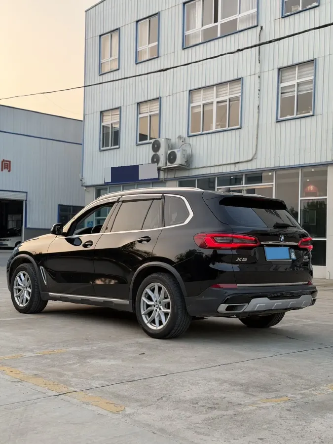 2019 BMW X5 3.0T 340HP L6 8AT,autocango,china used car exporter,china ev exporter,chinese used car exporter,chinese used ev exporter