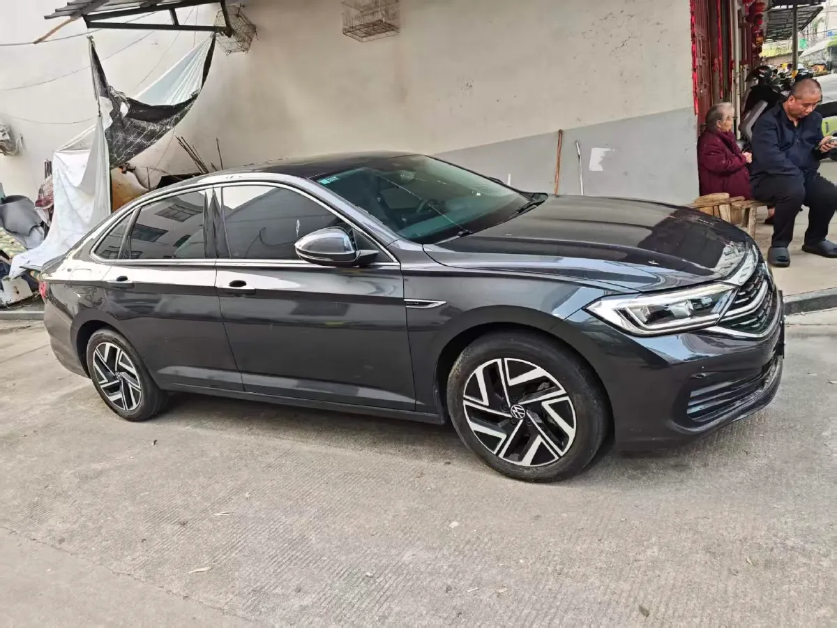 2024 Volkswagen Sagitar 1.5T 160HP L4 7DCT,autocango,china used car exporter,china ev exporter,chinese used car exporter,chinese used ev exporter