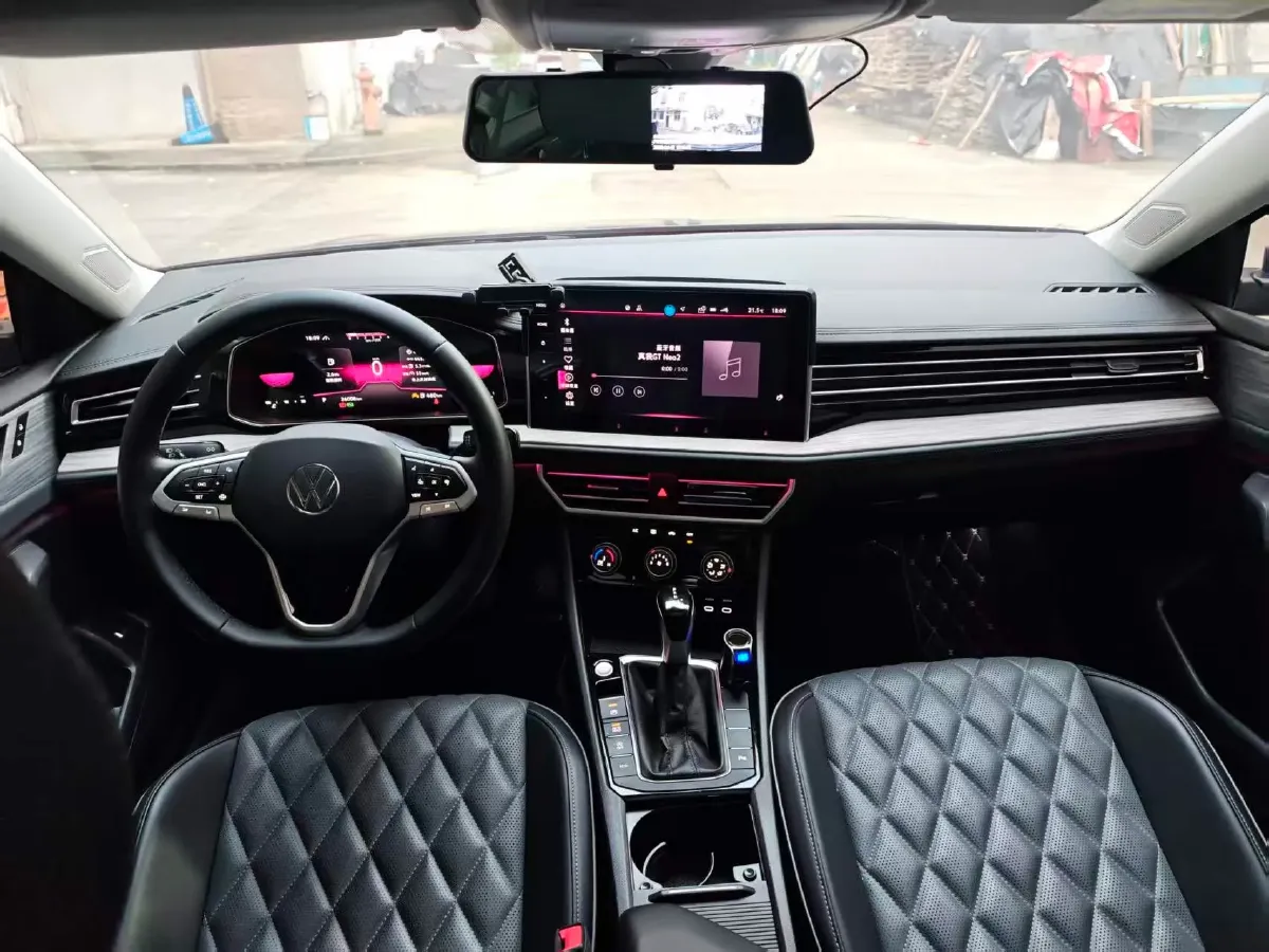 2024 Volkswagen Sagitar 1.5T 160HP L4 7DCT,autocango,china used car exporter,china ev exporter,chinese used car exporter,chinese used ev exporter