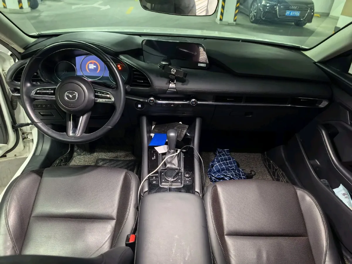 2021 Mazda 3 Axela 2.0L 158HP L4 6AT,autocango,china used car exporter,china ev exporter,chinese used car exporter,chinese used ev exporter