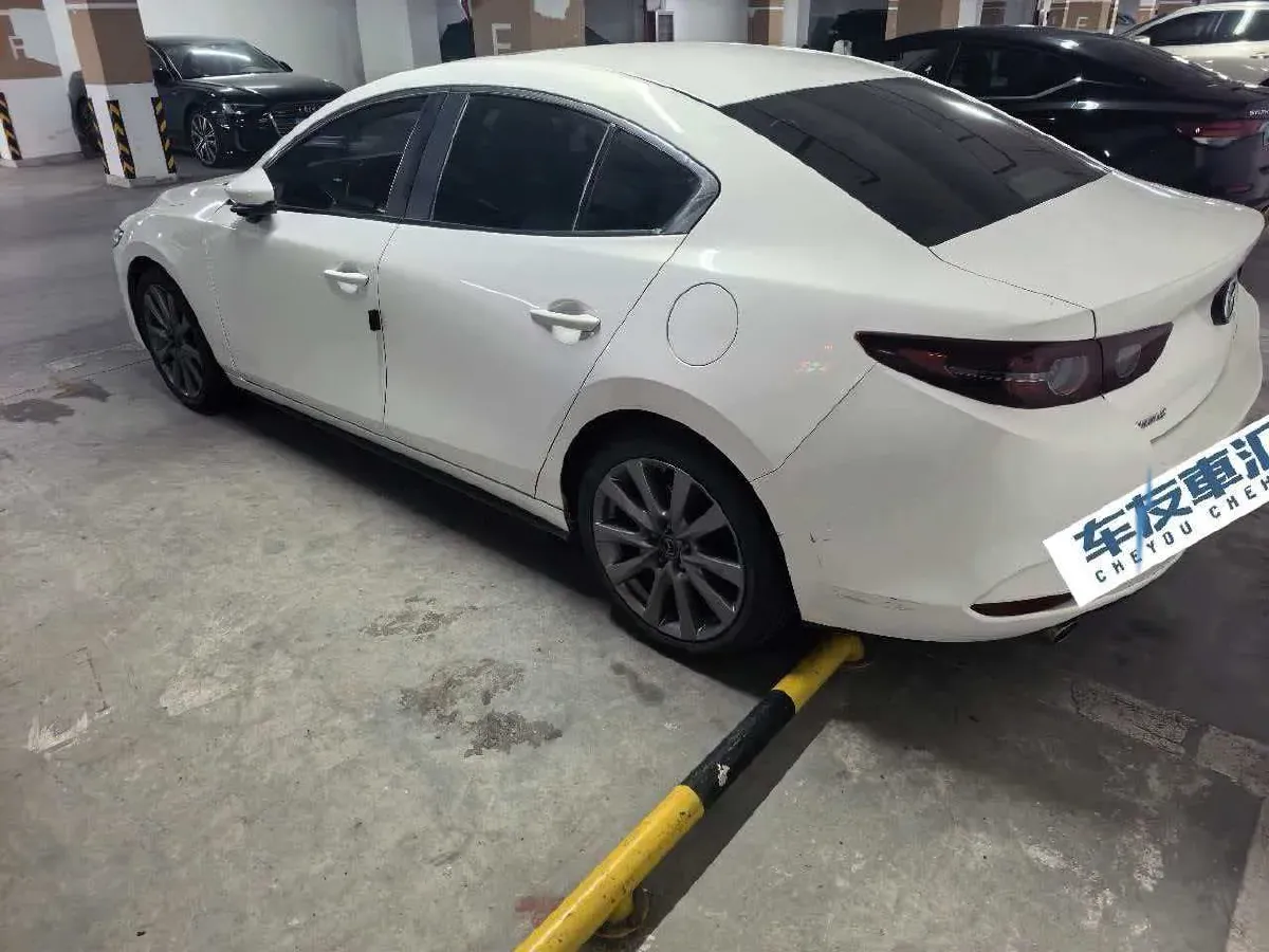 2021 Mazda 3 Axela 2.0L 158HP L4 6AT,autocango,china used car exporter,china ev exporter,chinese used car exporter,chinese used ev exporter