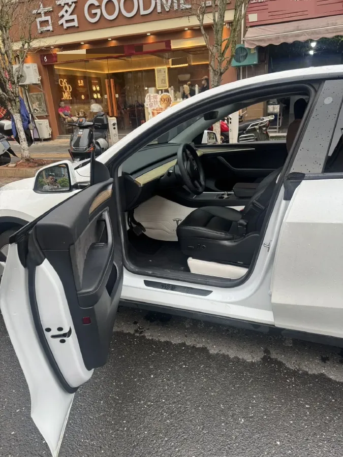 2022 Tesla Model Y BEV 60KWH,autocango,china used car exporter,china ev exporter,chinese used car exporter,chinese used ev exporter