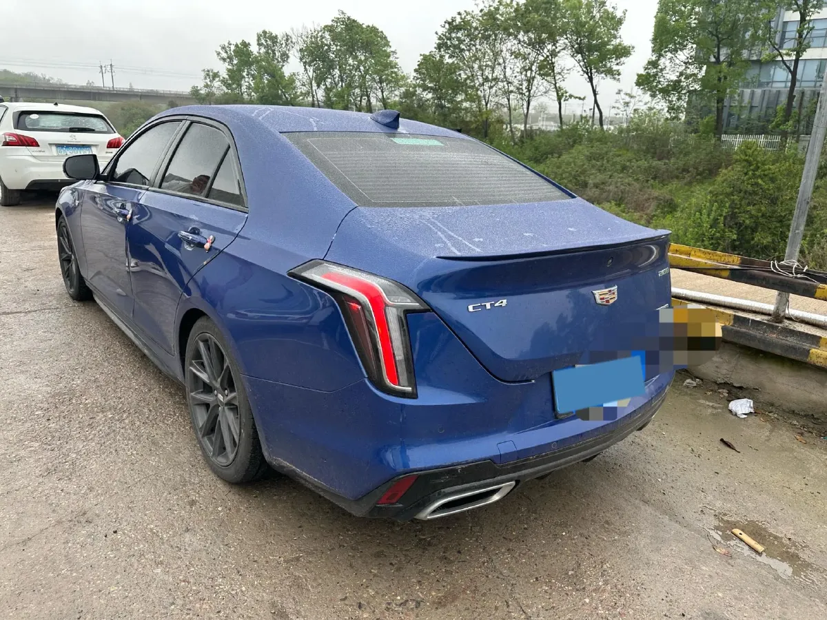 2021 Cadillac CT4 2.0T 237HP L4 8AT,autocango,china used car exporter,china ev exporter,chinese used car exporter,chinese used ev exporter